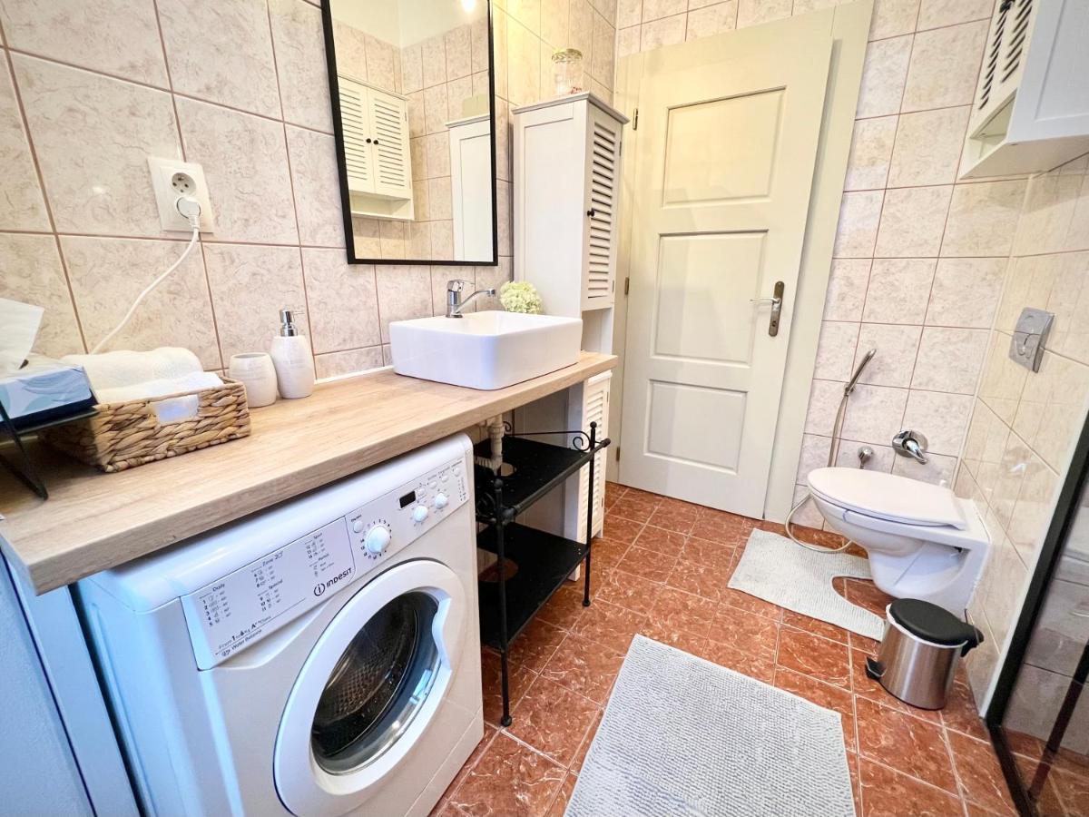 Elegant Apartment In Kassa Kültér fotó