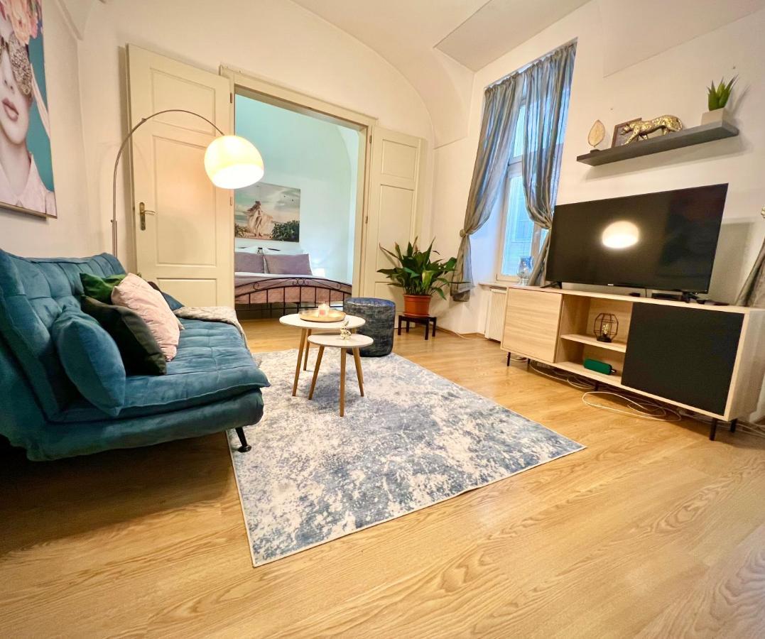 Elegant Apartment In Kassa Kültér fotó