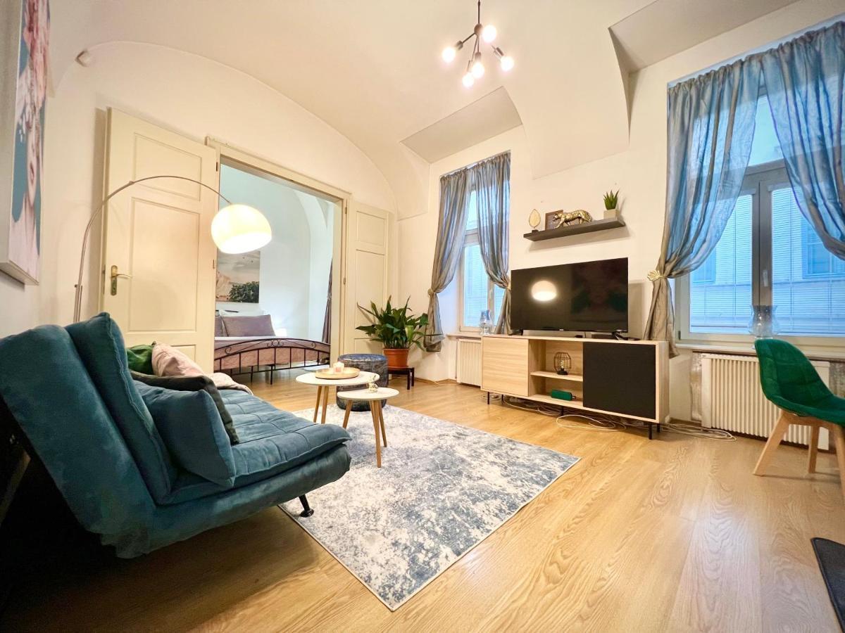 Elegant Apartment In Kassa Kültér fotó